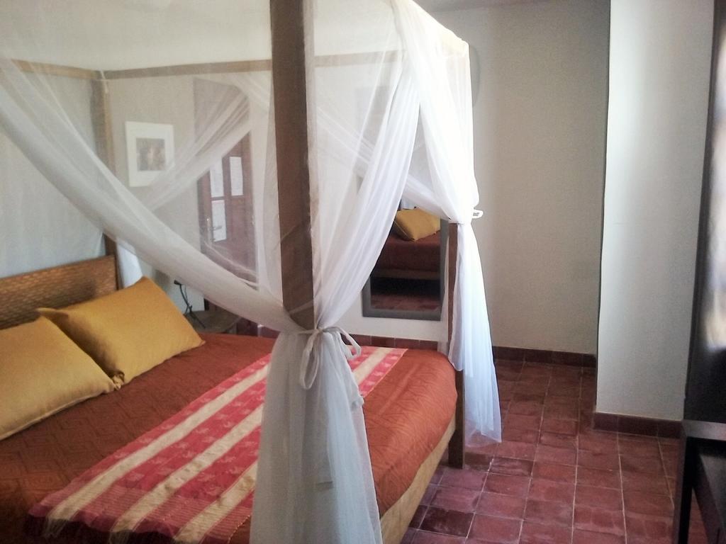 Maison D'Hotes Niokobokk Ndiebene Ngoại thất bức ảnh